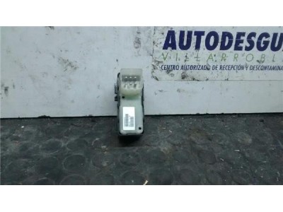 Botonera Puerta Delantera Derecha Chrysler JEEP PATRIOT 2 0 CRD