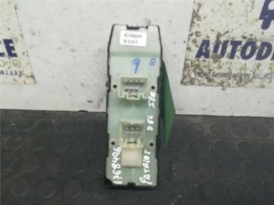 Botonera Puerta Delantera Izquierda Chrysler JEEP PATRIOT 2 0 CRD