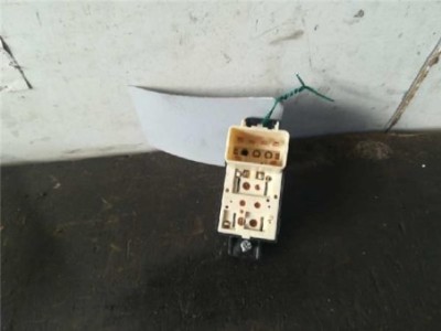 Botonera Puerta Trasera Izquierda Chevrolet CAPTIVA 2 0 D