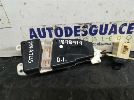 Botonera Puerta Delantera Izquierda Chrysler STRATUS BERLINA 2 0 16V 