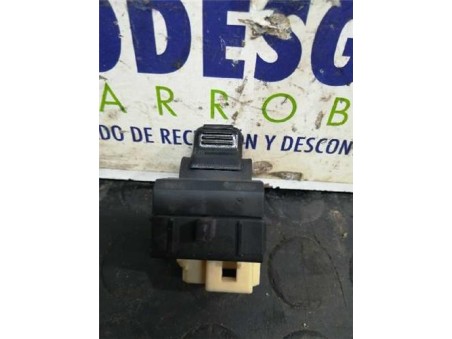 Botonera Puerta Trasera Izquierda Chrysler STRATUS BERLINA 2 0 16V 