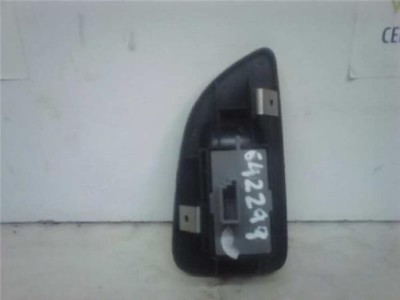 Botonera Puerta Trasera Derecha Fiat LINEA 1 3 16V JTD