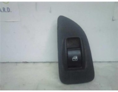 Botonera Puerta Trasera Derecha Fiat LINEA 1 3 16V JTD 