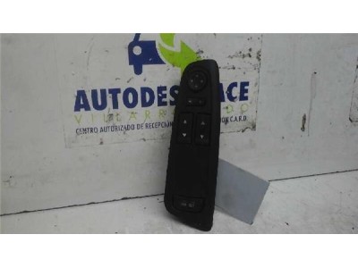 Botonera Puerta Delantera Izquierda Fiat STILO 1 6 16V