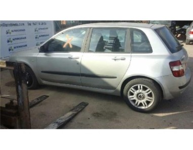 Botonera Puerta Delantera Izquierda Fiat STILO 1 6 16V 