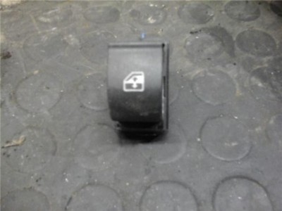 Botonera Puerta Delantera Derecha Fiat DOBLO 1 3 16V JTD  2