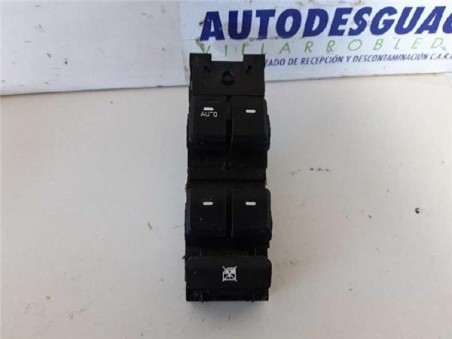 Botonera Puerta Delantera Izquierda Hyundai I20 1 4 CRDi 