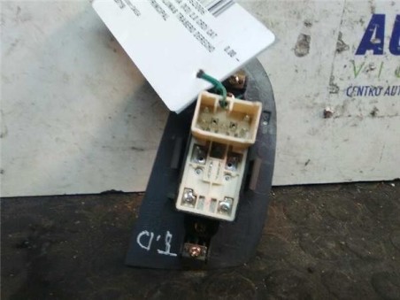 Botonera Puerta Trasera Derecha Hyundai ELANTRA 2 0 CRDi 