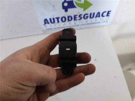 Botonera Puerta Trasera Izquierda Hyundai I20 1 4 CRDi 