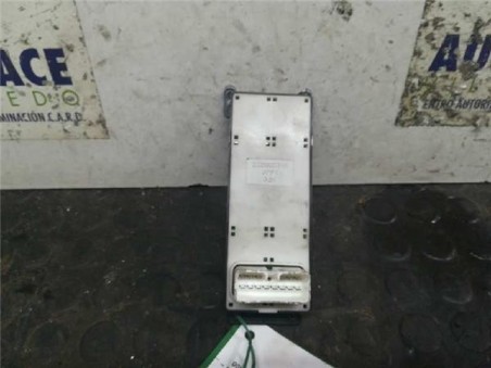 Botonera Puerta Delantera Izquierda Hyundai ACCENT 1 5 CRDi 