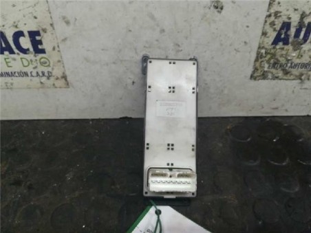 Botonera Puerta Delantera Izquierda Hyundai ACCENT 1 5 CRDi 