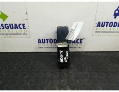 Botonera Puerta Delantera Izquierda Kia CERATO 2 0 Turbodiesel  Botonera Puerta Delantera Izquierda Kia CERATO 2 0 Turbodiesel