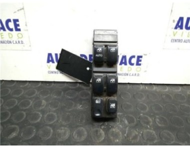 Botonera Puerta Delantera Izquierda Kia CERATO 2 0 Turbodiesel  Botonera Puerta Delantera Izquierda Kia CERATO 2 0 Turbodiesel