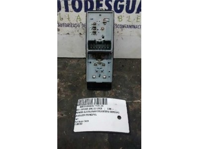 Botonera Puerta Delantera Derecha Kia CARENS 2 0 CRDi