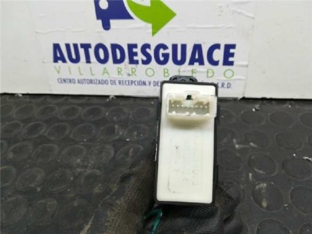 Botonera Puerta Trasera Izquierda Kia CARENS 1 7 CRDi 