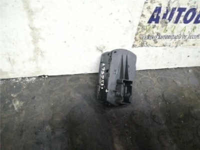Botonera Puerta Delantera Izquierda Opel CORSA E 1 3 16V CDTI