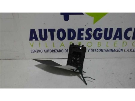Botonera Puerta Trasera Derecha Renault FLUENCE 1 5 dCi D FAP 
