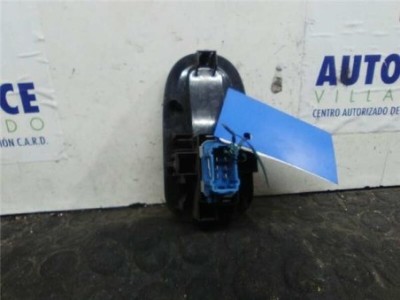 Botonera Puerta Delantera Derecha Renault MASTER KOMBI 2 3 dCi D