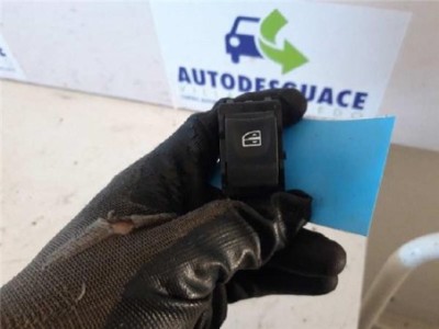 Botonera Puerta Trasera Izquierda Renault MEGANE III SPORT TOURER 1 5 dCi D FAP