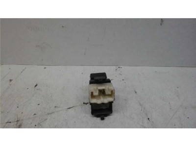 Botonera Puerta Delantera Derecha Toyota RAV 4 2 0 Turbodiesel 