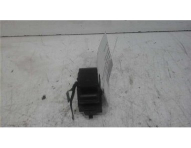 Botonera Puerta Trasera Derecha Toyota COROLLA VERSO 2 2 Turbodiesel 