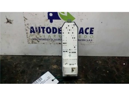 Botonera Puerta Delantera Izquierda Toyota AURIS 1 4 Turbodiesel 