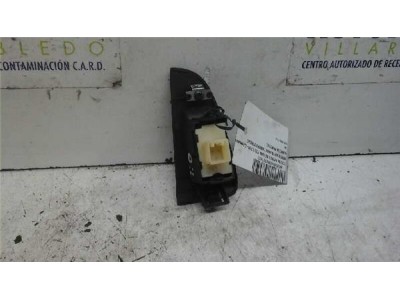 Botonera Puerta Trasera Derecha Toyota AVENSIS BERLINA 2 0 Turbodiesel