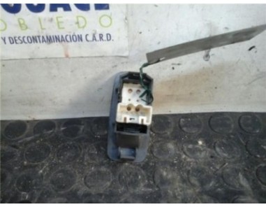 Botonera Puerta Trasera Derecha Toyota RAV 4 2 0 16V 