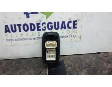 Botonera Puerta Trasera Izquierda Toyota AURIS 1 4 Turbodiesel 