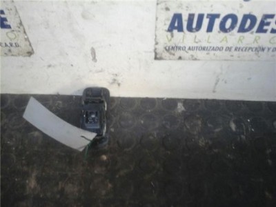 Botonera Puerta Trasera Izquierda Toyota COROLLA VERSO 2 2 Turbodiesel