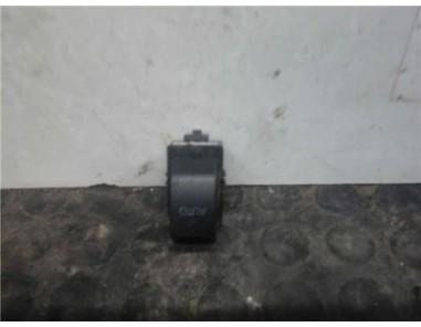 Botonera Puerta Trasera Derecha Toyota COROLLA 2 0 Turbodiesel 