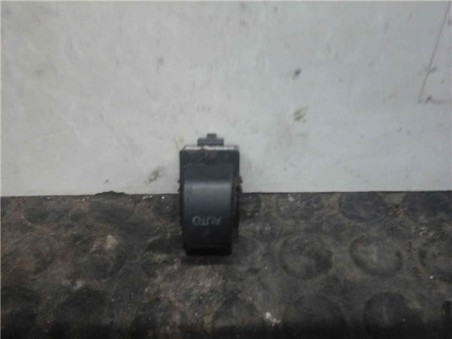 Botonera Puerta Trasera Derecha Toyota COROLLA 2 0 Turbodiesel 