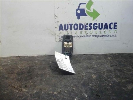 Botonera Puerta Trasera Derecha Toyota RAV 4 2 0 Turbodiesel 