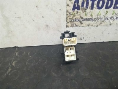 Botonera Puerta Trasera Izquierda Toyota AURIS 1 4 Turbodiesel