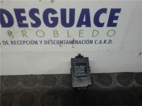 Botonera Puerta Trasera Izquierda Toyota COROLLA 2 0 Turbodiesel 