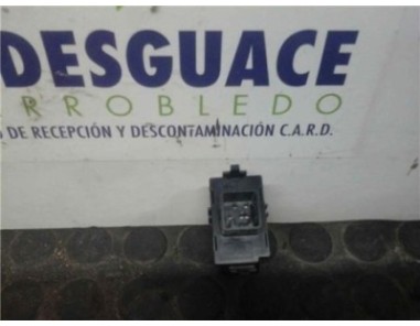 Botonera Puerta Trasera Izquierda Toyota COROLLA 2 0 Turbodiesel 