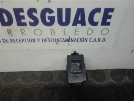 Botonera Puerta Trasera Izquierda Toyota COROLLA 2 0 Turbodiesel 