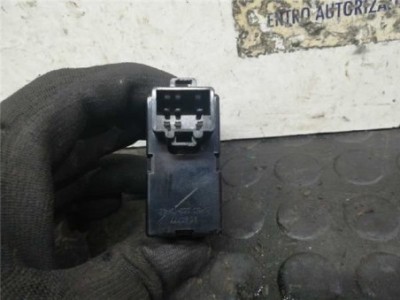 Botonera Puerta Trasera Izquierda Ssangyong REXTON 2 7 Turbodiesel 