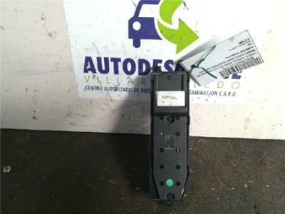 Botonera Puerta Delantera Izquierda Toyota COROLLA VERSO 2 0 Turbodiesel