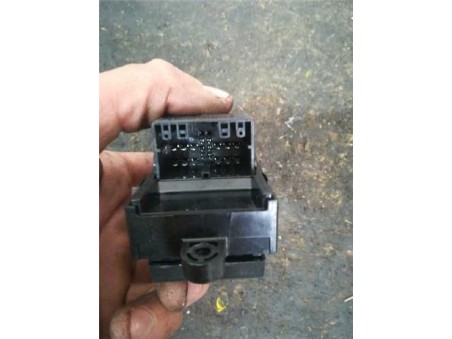 Botonera Puerta Delantera Izquierda Suzuki SWIFT AZG 1 3 DDiS D 