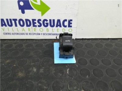 Botonera Puerta Trasera Derecha Toyota AURIS 2 0 D-4D  2