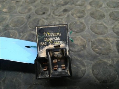 Botonera Puerta Trasera Derecha Chrysler JEEP CHEROKEE 2 5 Turbodiesel 