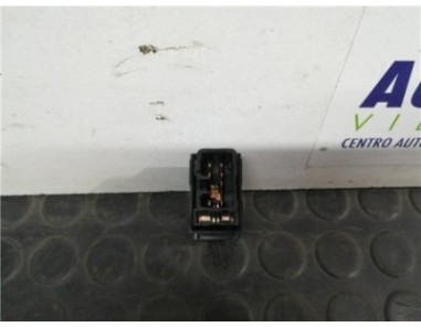 Botonera Puerta Trasera Izquierda Kia VENGA 1 6 CRDi 