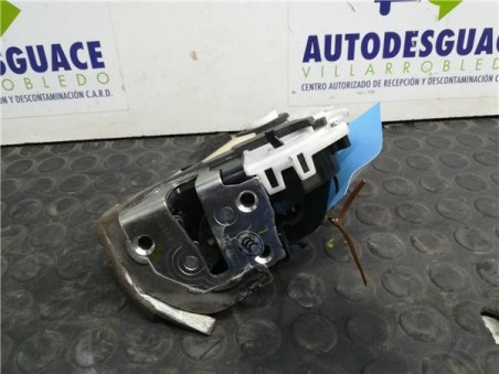 Cerradura Puerta Trasera Izquierda Toyota PRIUS 1 8 16V 