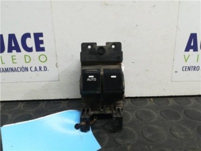Botonera Puerta Delantera Izquierda Hyundai I20 1 2 16V