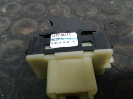 Botonera Puerta Trasera Derecha Renault CAPTUR 0 9 TCE 