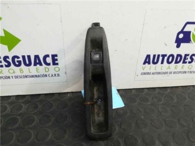 Botonera Puerta Trasera Derecha Renault CAPTUR 1 5 dCi D FAP