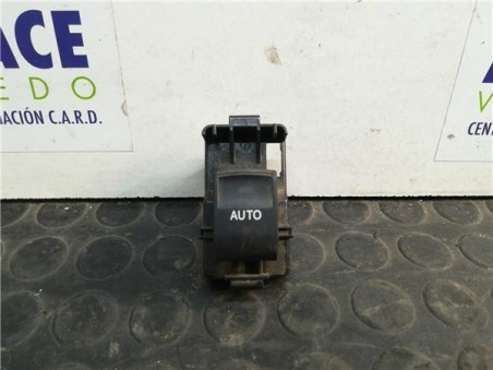 Botonera Puerta Trasera Derecha Toyota PRIUS 1 8 16V 