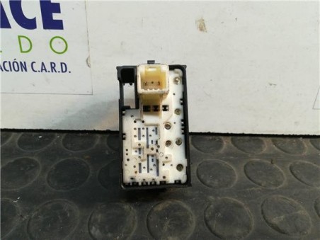 Botonera Puerta Trasera Derecha Toyota PRIUS 1 8 16V 