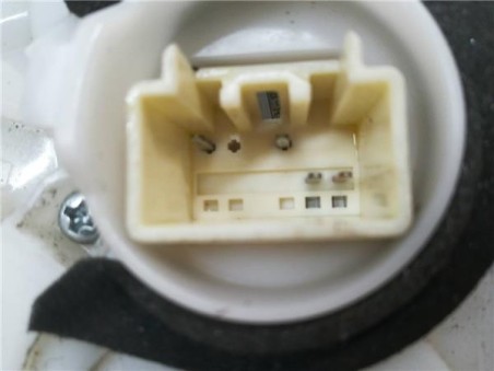 Cerradura Puerta Delantera Derecha Mazda 2 LIM  1 5 16V 